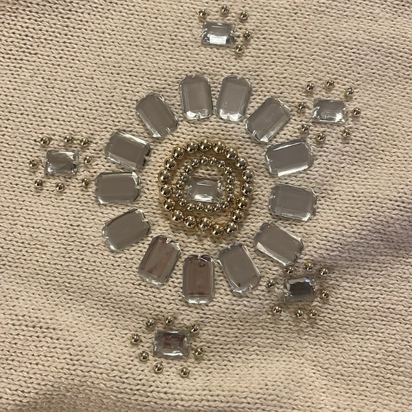 Vintage Victoria Harbour Beaded Cowl Neck Sweater Sz Medium Cream Emblishment - Picture 11 of 11